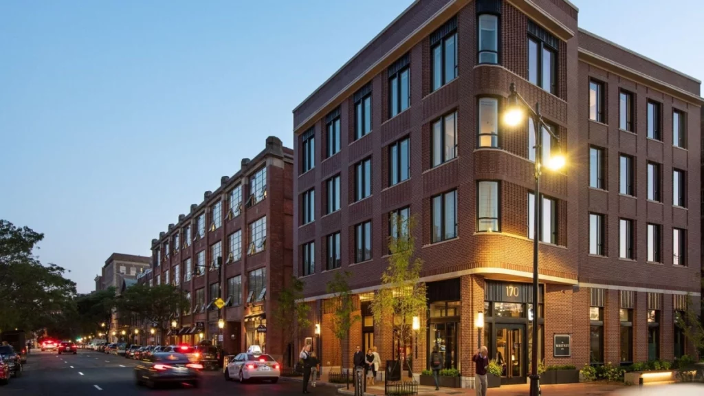 Chauffeur Limo Service from Logan Airport to The Whitney Hotel Boston