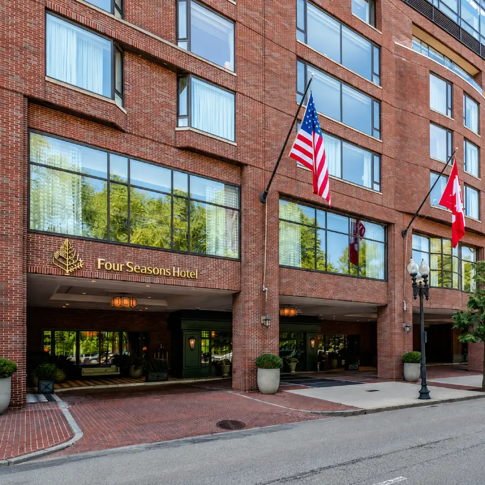 Private Boston Airport to Four Seasons Hotel transportation, Personally Planned