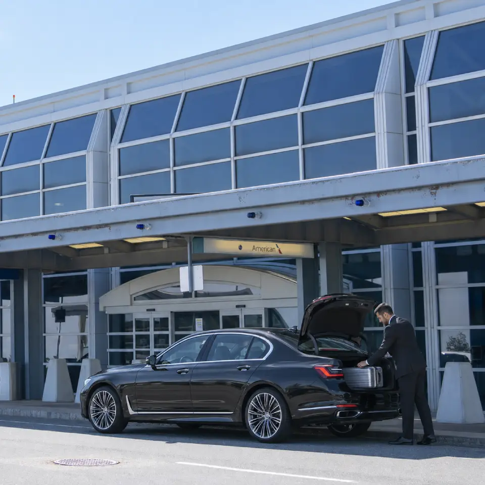 Limo Service ORH Airport for Visiting Specialists